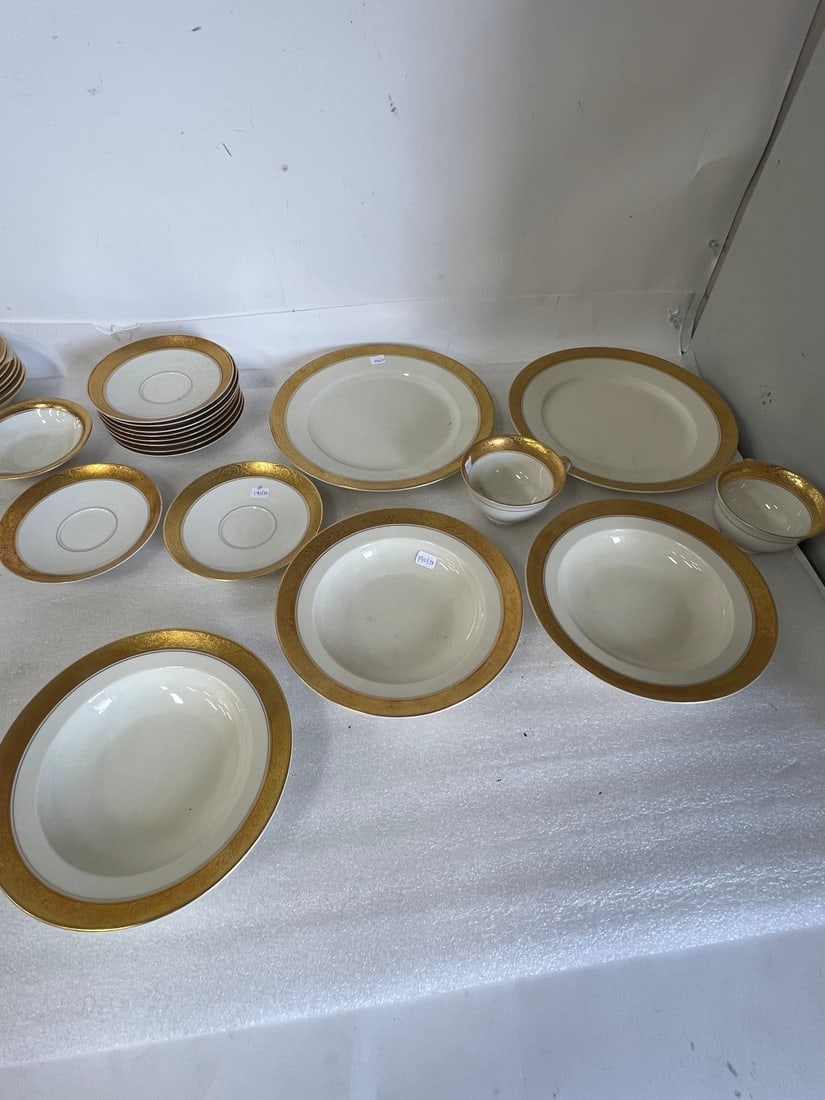 Partial Rosenthal Dinner Service(38) - 3