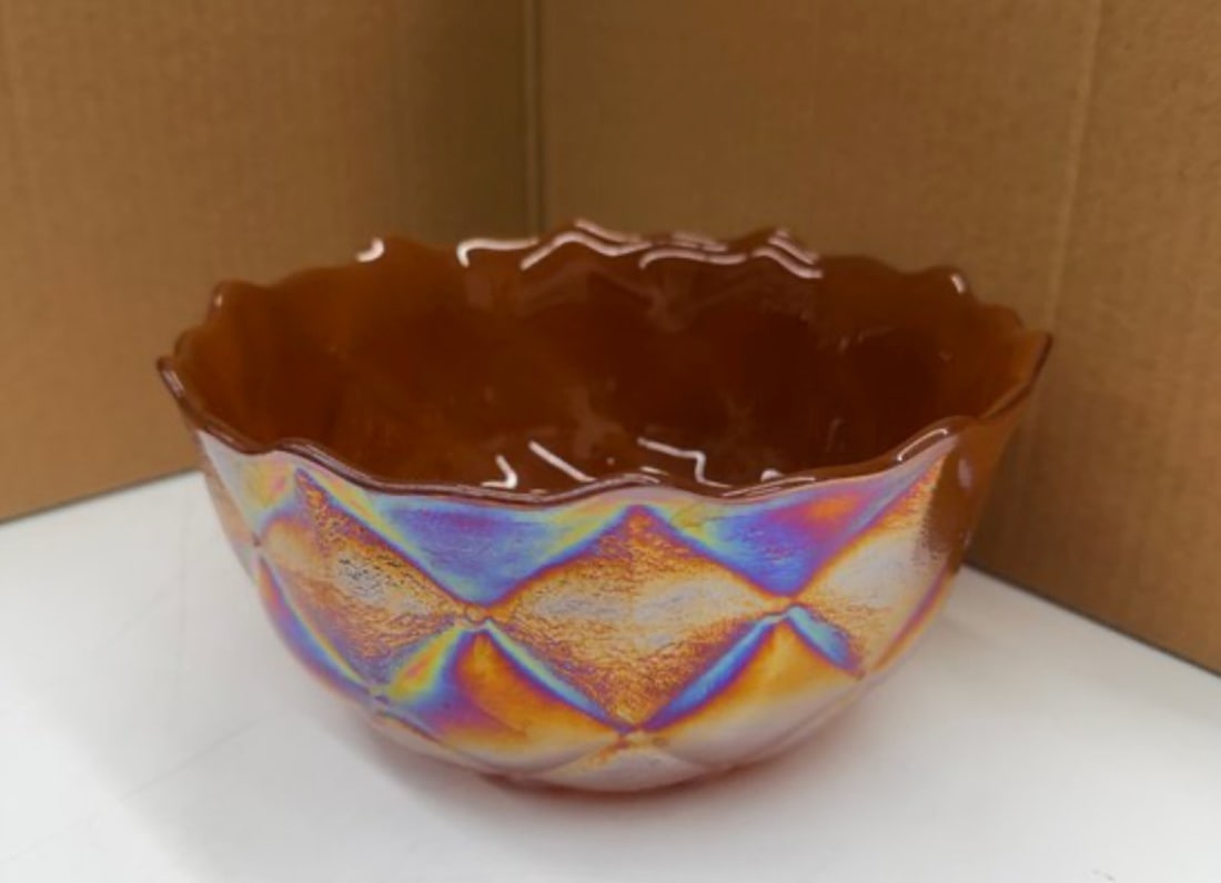 Vintage Fenton Marigoold Carnival Glass Bowl: 3 1/4" H by 6 3/4" W