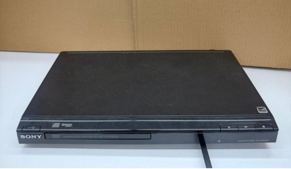 Sony DVP-SR200P DVD Player (1 of 3)