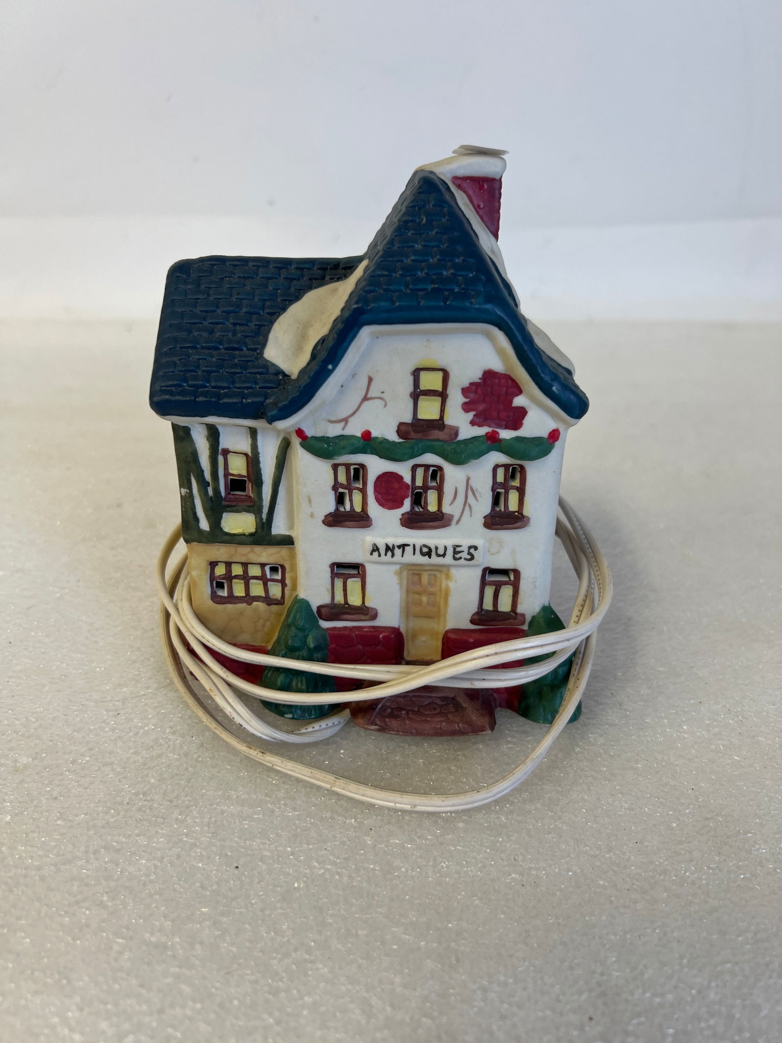 Lite Up Antique Building: 6”H by 4”W. Working condition