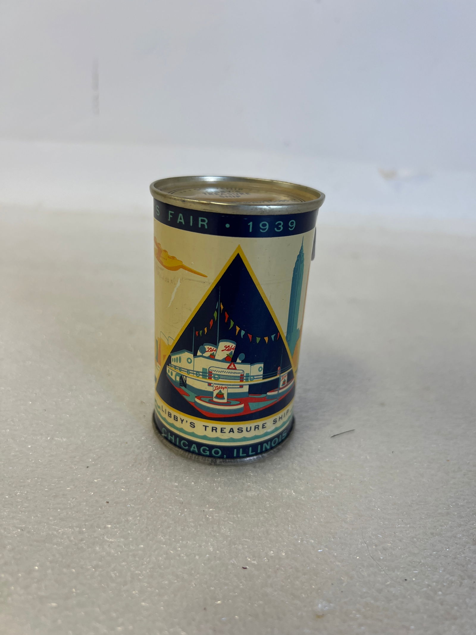 Vintage 1939 New York World's Fair Libby's "Treasure Ship" Souvenir Bank: 3.5"H by 2 1/8"W. As Pictured.
