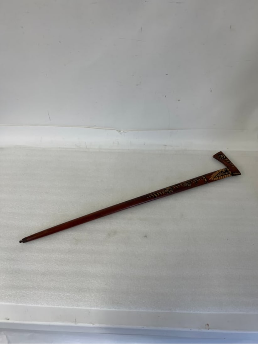 Walking Staff "Tomahawk Handle": 35" H