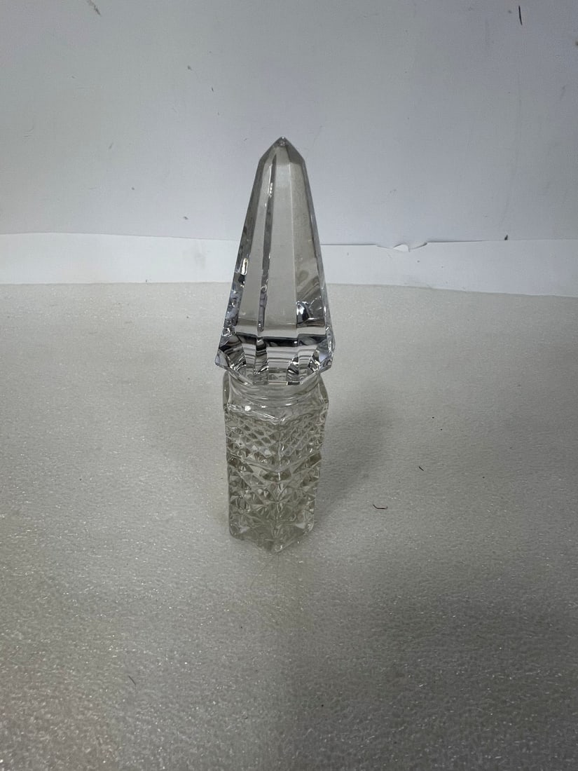 Antique Perfume Bottle: 7:H