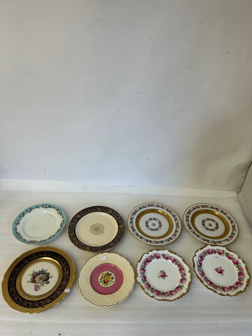 Collector or Dealers Lot of Fine China (8) (1 of 3)