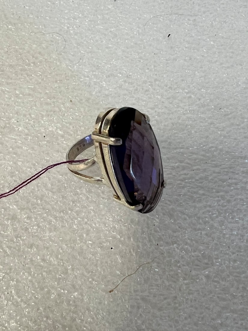 Sterling Silver and Amerhyst Ring: Large faceted amethyst stone.
