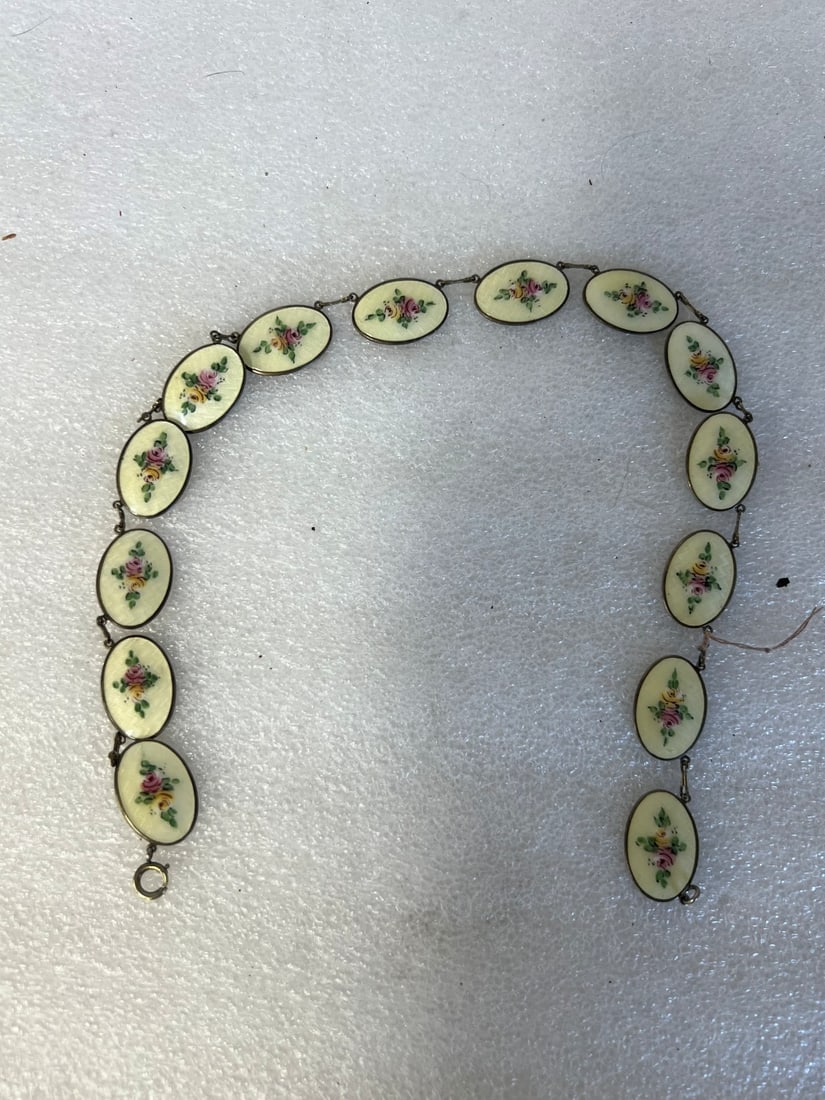 Antique Enameled Floral Necklace: 14 sections.