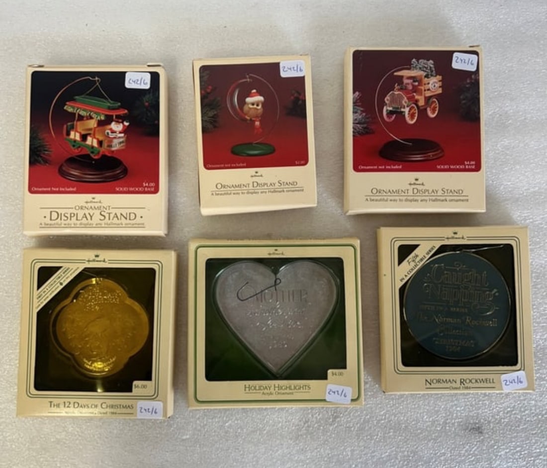 Hallmark Holiday Lot (6): Three ornament display stands(without the ornament). Three acrylic ornaments. As pictured. In original boxes