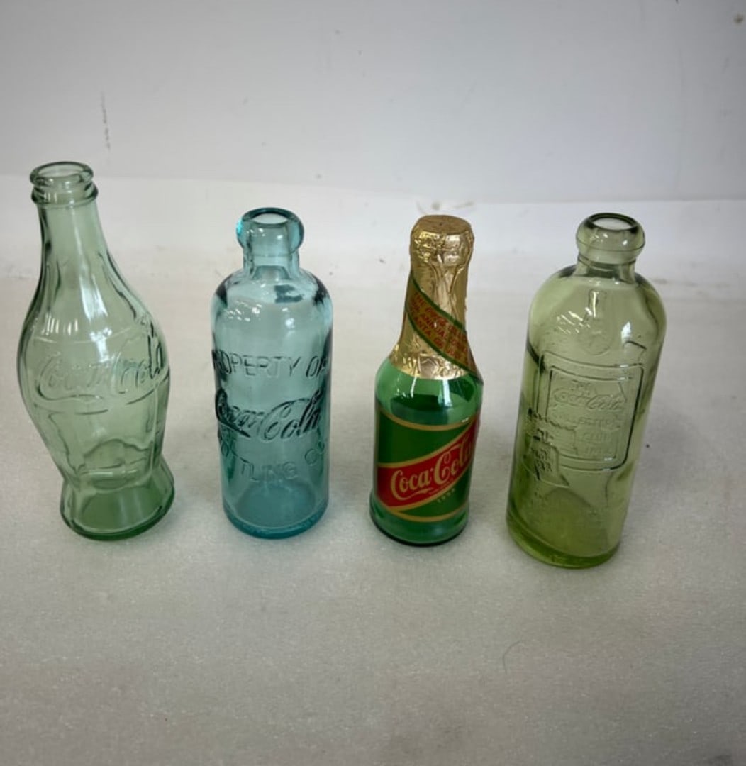 Coca Cola Collectible Bottles (4) (1 of 3)