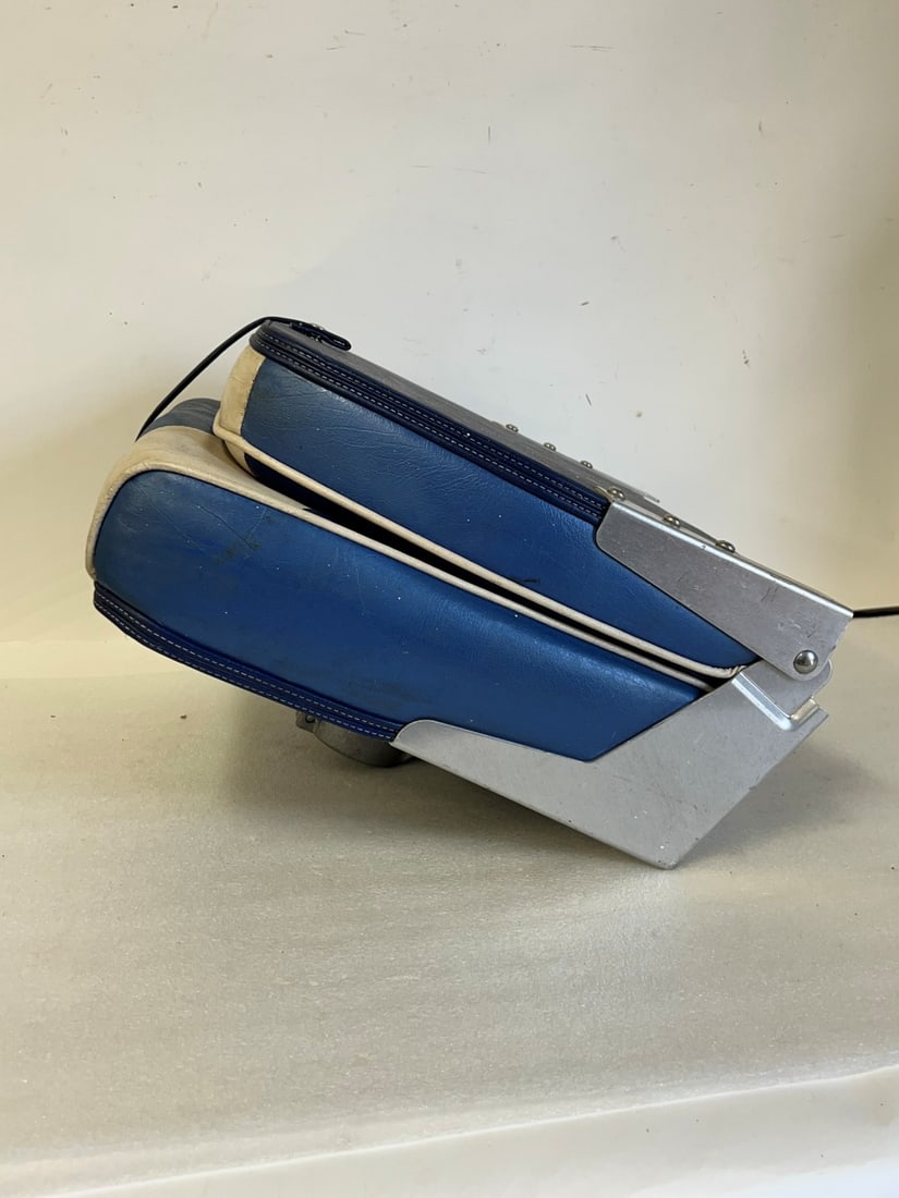 Folding Chair, Springfield (1 of 2)