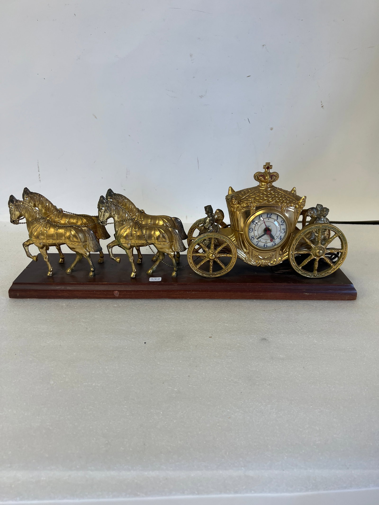 Horse and Carriage United Mantel Clock: 21 1/2"L 8"H