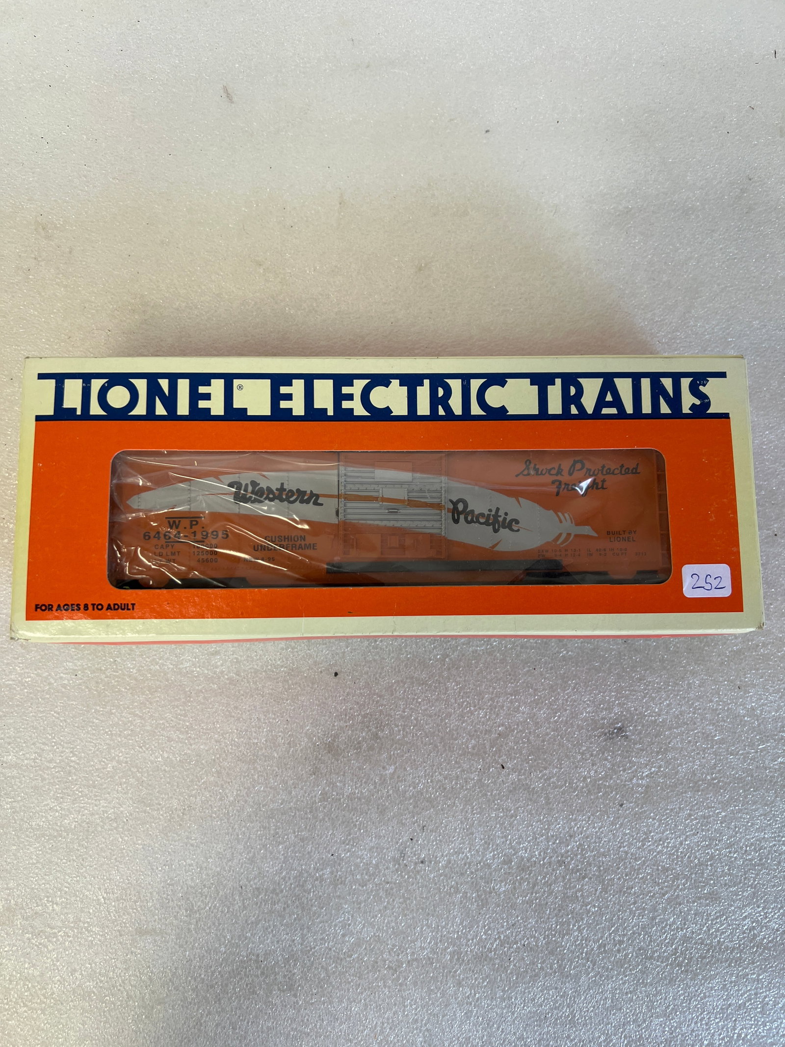 Lionel TTOS Convention Box Car (1 of 2)