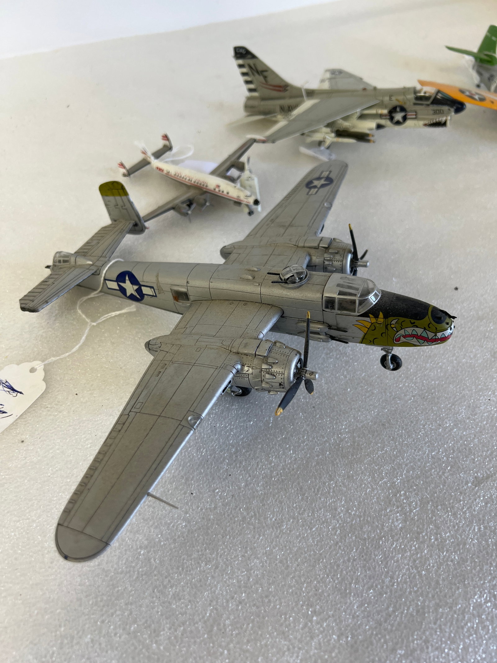 Airplane Models (4) - 2