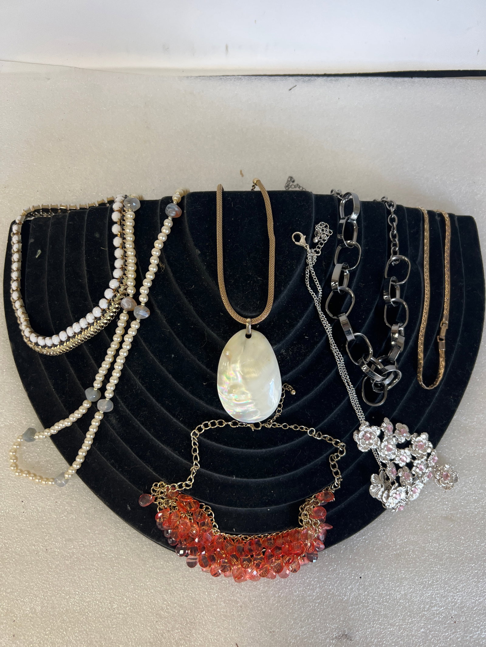 Vintage Costume Jewelry (7) (1 of 3)