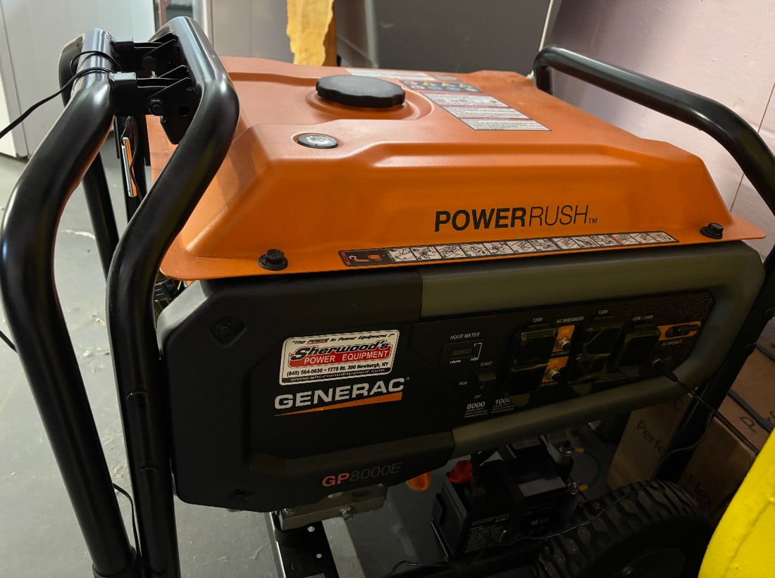 POWERRUSH Generac Generator: 4750 Starting Wattage. 3800 Running Wattage. Picked up at the house which is Local by Appointment