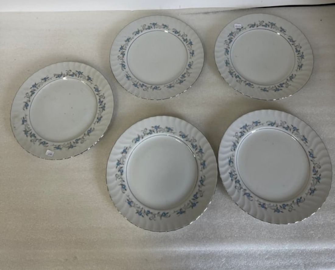 Trellis Pattern Japanese (5): Five. 10"W