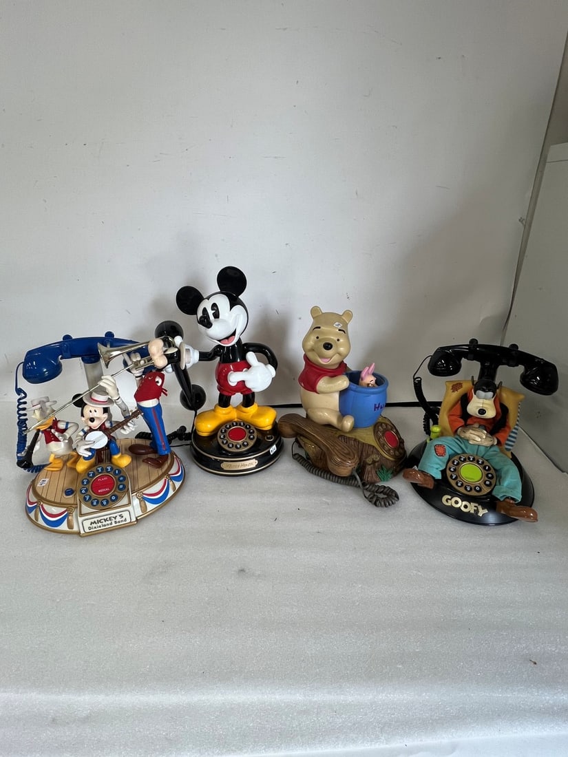 Collector's Lot of Disney Phones (4) (1 of 3)