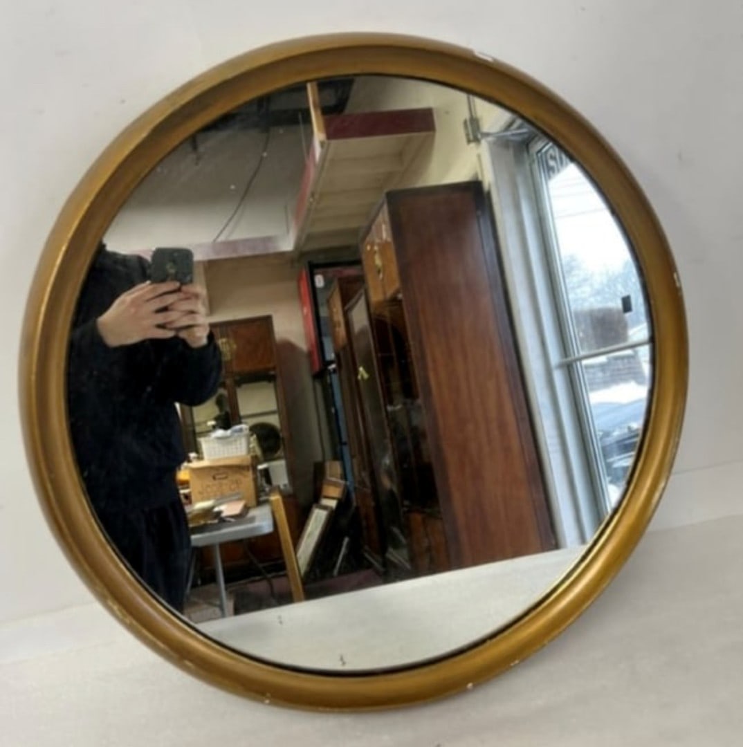 Circular Mirror: 26" round