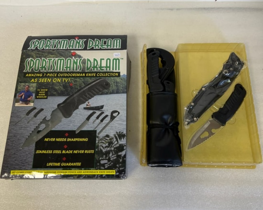 Sportsmans Dream 7 pc .Outdoorsman Knife Collection: Original Box. Varyng sizes