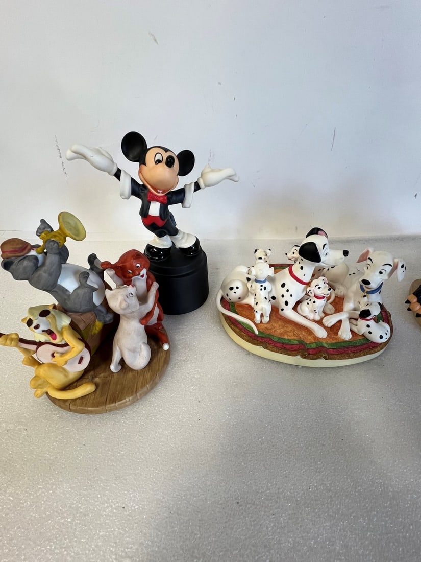 Disney Figures (6) - 2