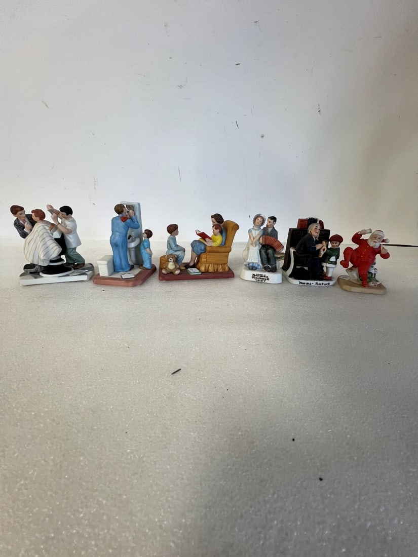 Lot of Norman Rockwell Figurines (6) (1 of 3)