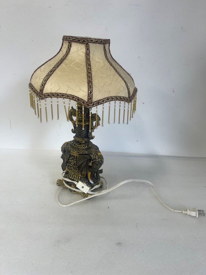 Oriental Lamp. Elephant Head Base (1 of 1)