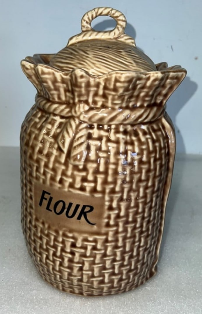 Mc Coy Pottery Flower Cannister (1 of 1)