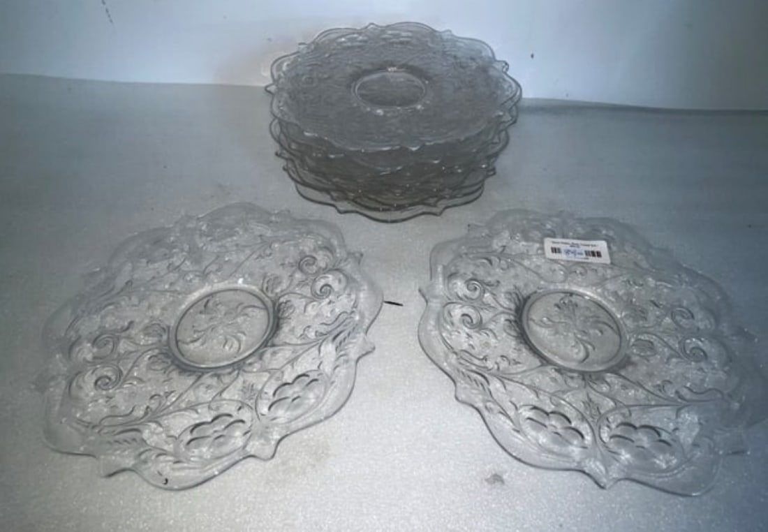 Antique Fancy Pressed Glass Plates (10) (1 of 2)