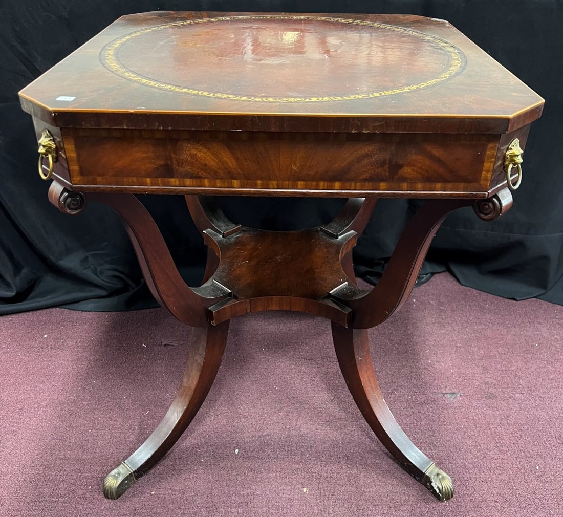 Vintage Mahogany One Shelf Table: 28" H by 25" W
