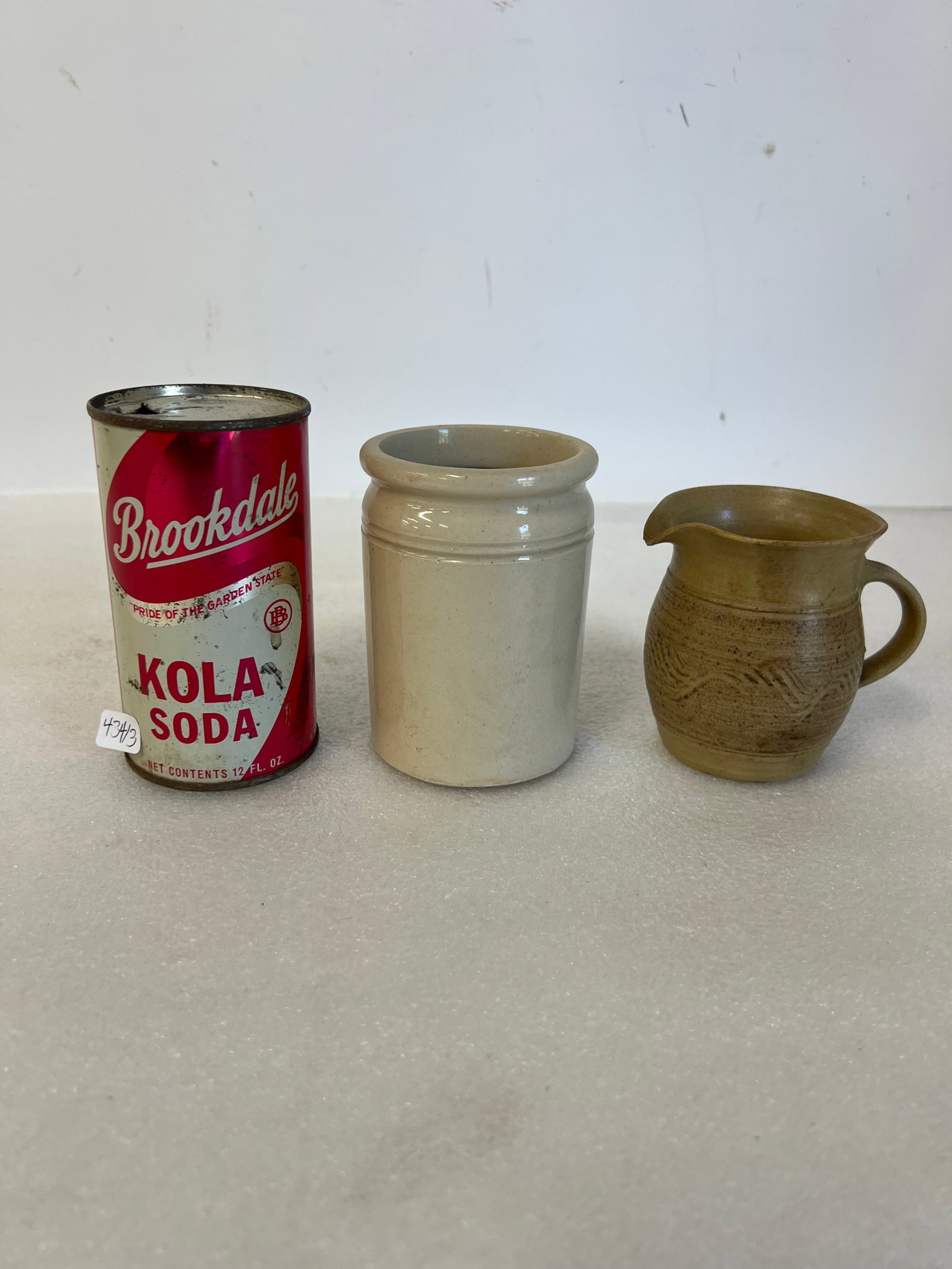 Vintage cups and Soda Can Lot (3): As Pictured Largest 5" H Smallest 3 1/2" H