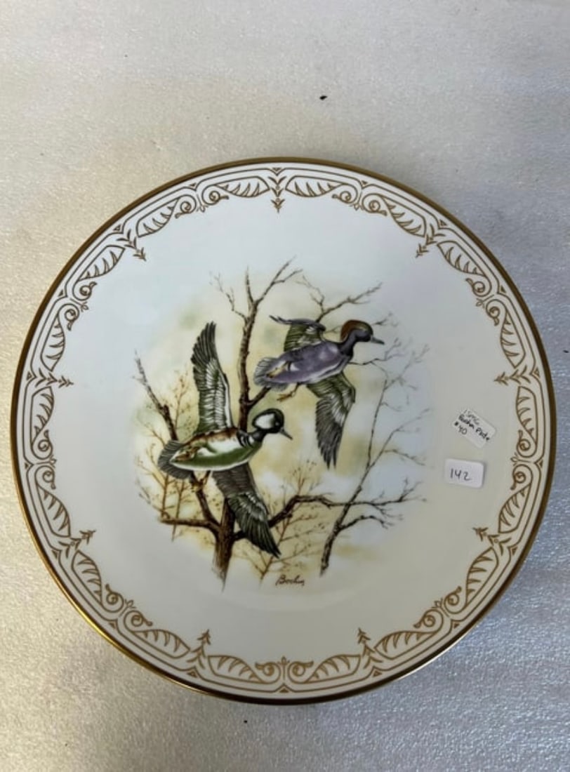 Limited Edition Edward Marshall Boehm "Hooded Mergansers" Collector Plate: Hand-crafted English bone china with a pure gold border. Plate is from the Water Bird Collection. 11" in diameter