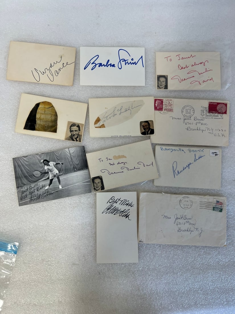 Collectible Autographs (7) (1 of 1)