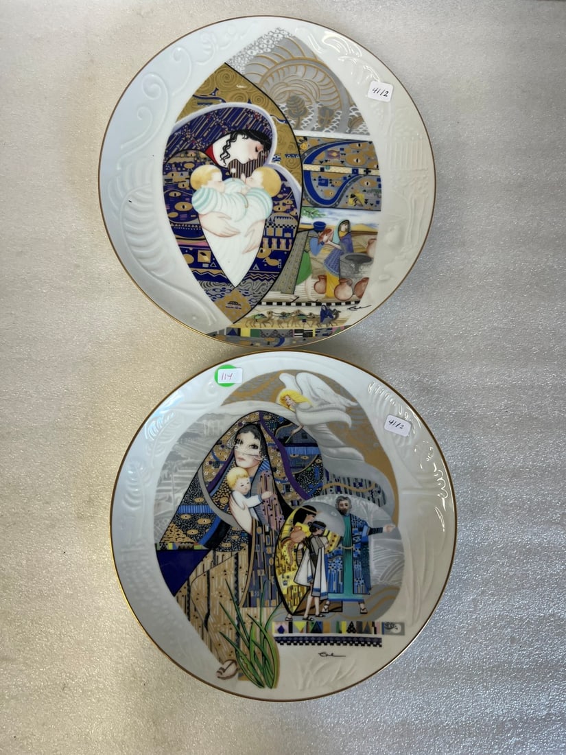 Knowles Plates (2): Sarah and Isaac and Rebekah and Jacob and Esau . 15"D