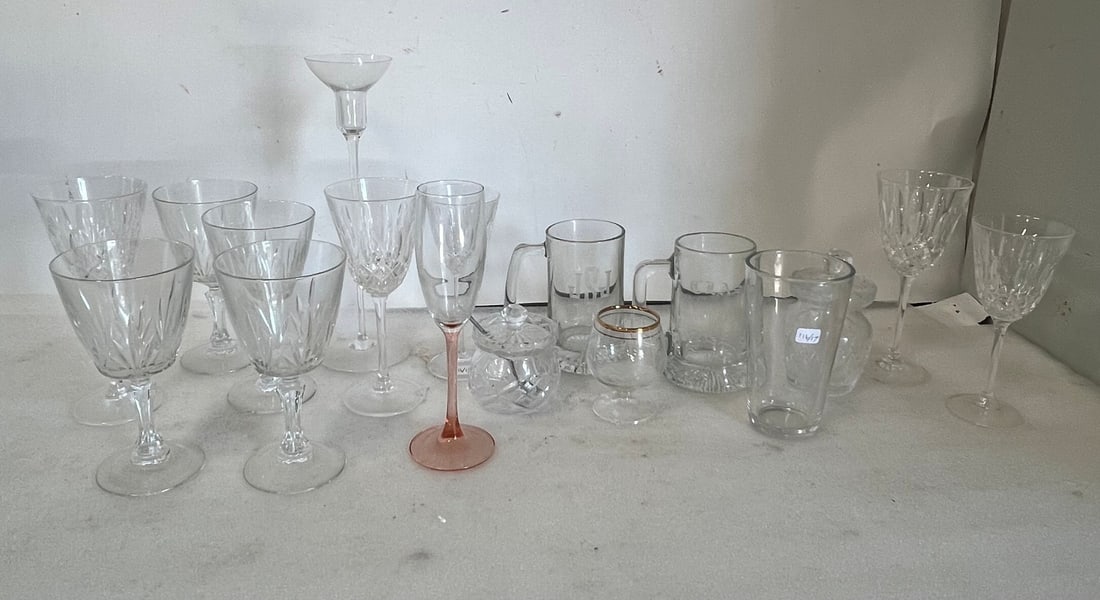 Large Dealer or Collectors Lot of Glass (17): As pictured