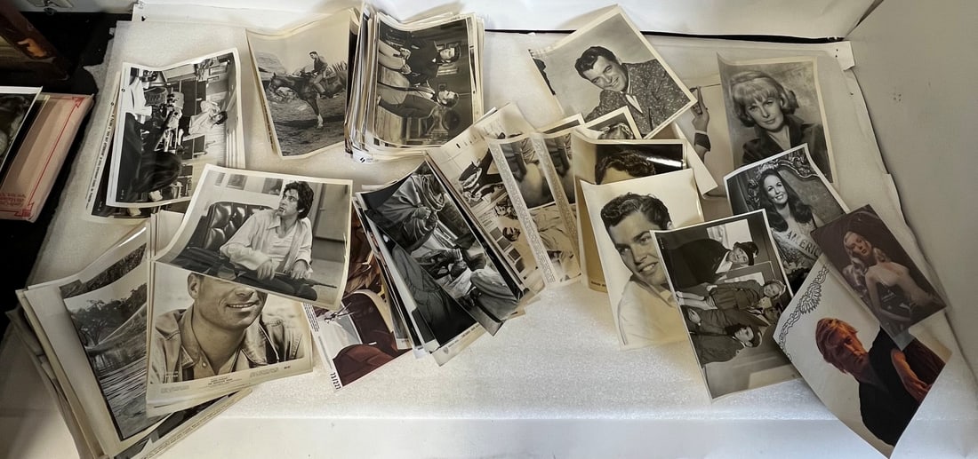 Vintage Movie Photos. (89) (1 of 4)