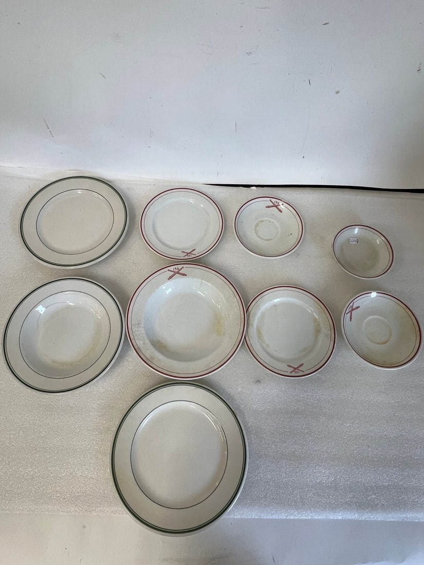 Syracuse China (9): 5: to 9" Alll marked 156 with crossed item logo