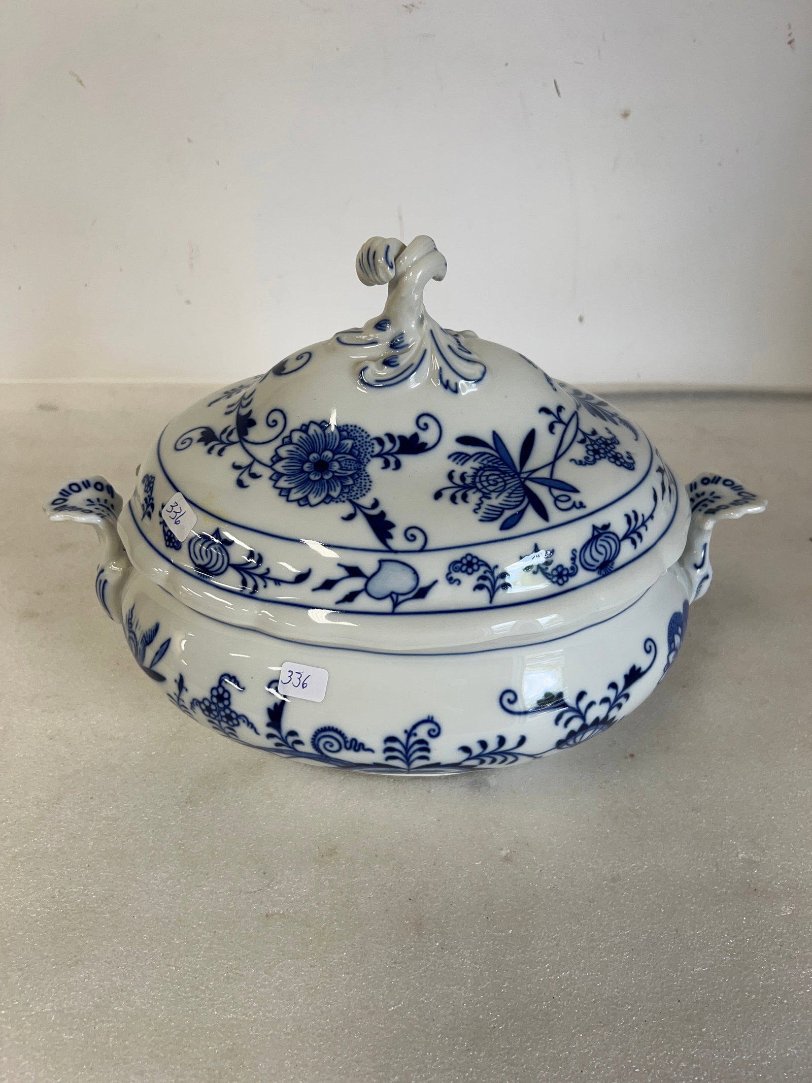 Zwelbelmeister. Blue And White Covered Tureen: Czechoslavakia blue and white onion tureen, marked on the bottom. 10"H x 14"W