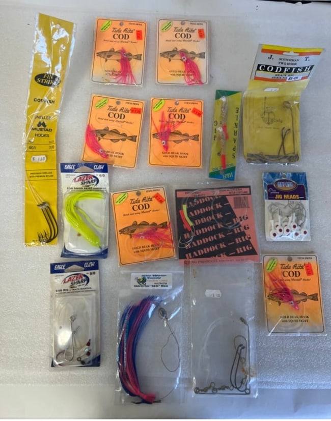 Collector or Dealer's Lot of New Fishing Lures. (15): Fifteen in the lot as pictured. New in package.