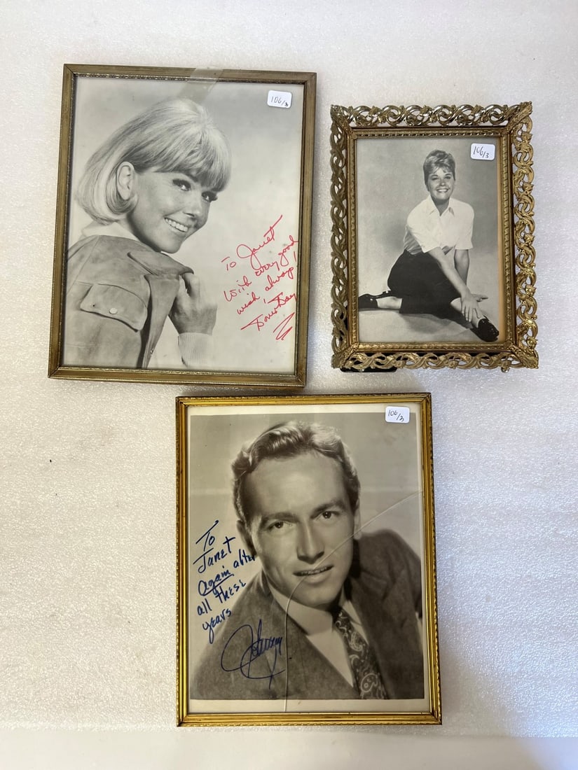 Johnny Johnston and Doris Day Sgd. Photos (3) (1 of 1)