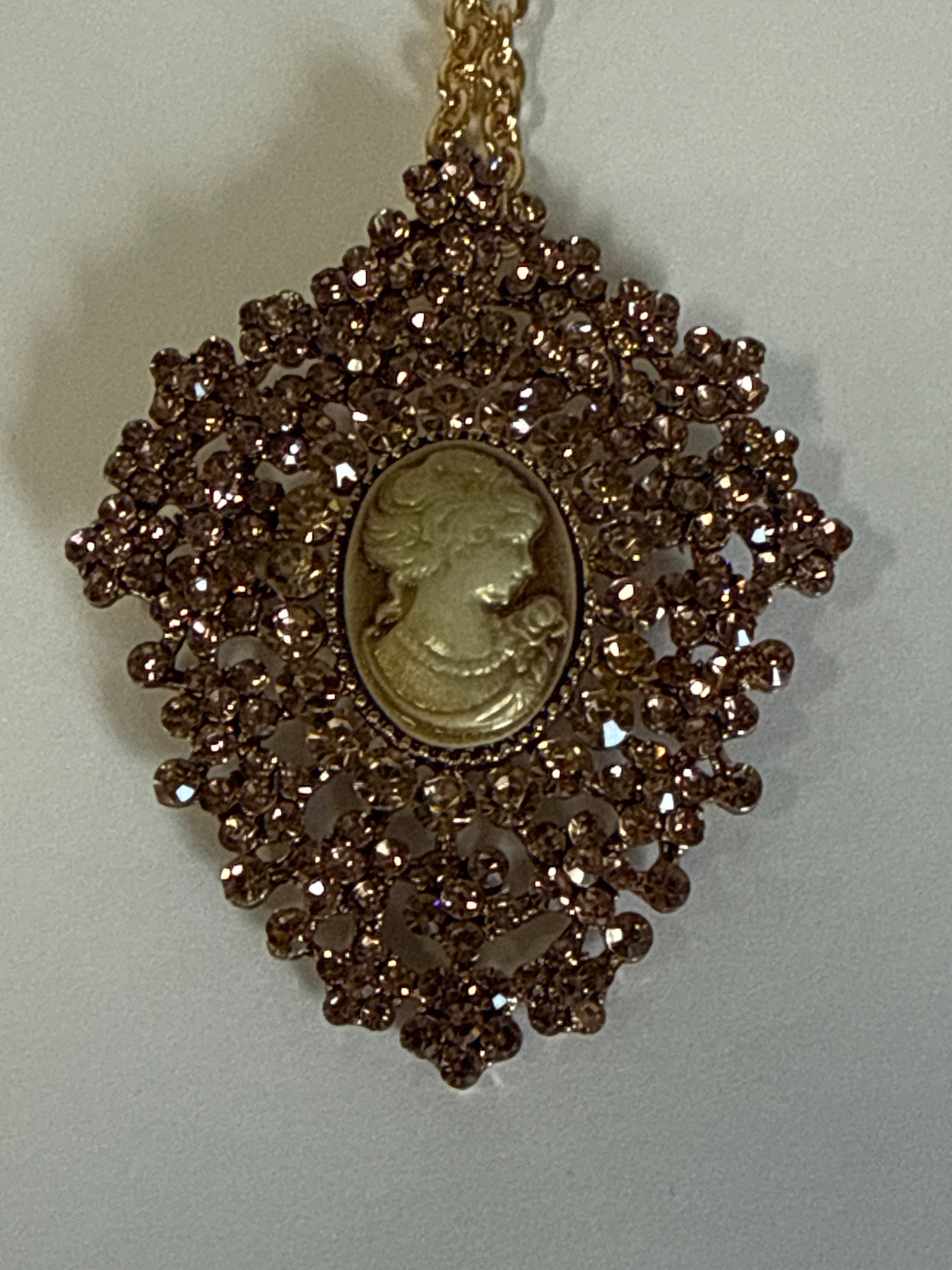 Vintage Large Cameo Crystal Necklace: Pendant 3.75"L (can be worn as a brooch). Link chain is 12"L