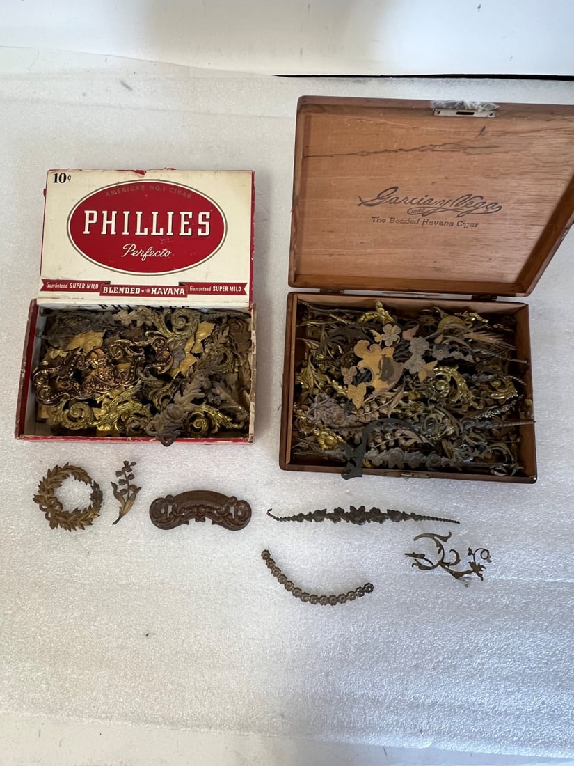 Two(2) Boxes of Antique Architectural Trim (1 of 1)