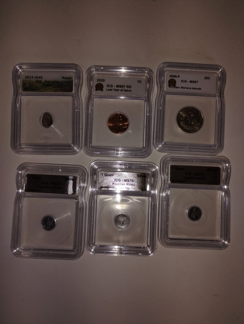 Six Collectible Coins. Sacagawea Quarters -5 & Nickel (1 of 6)