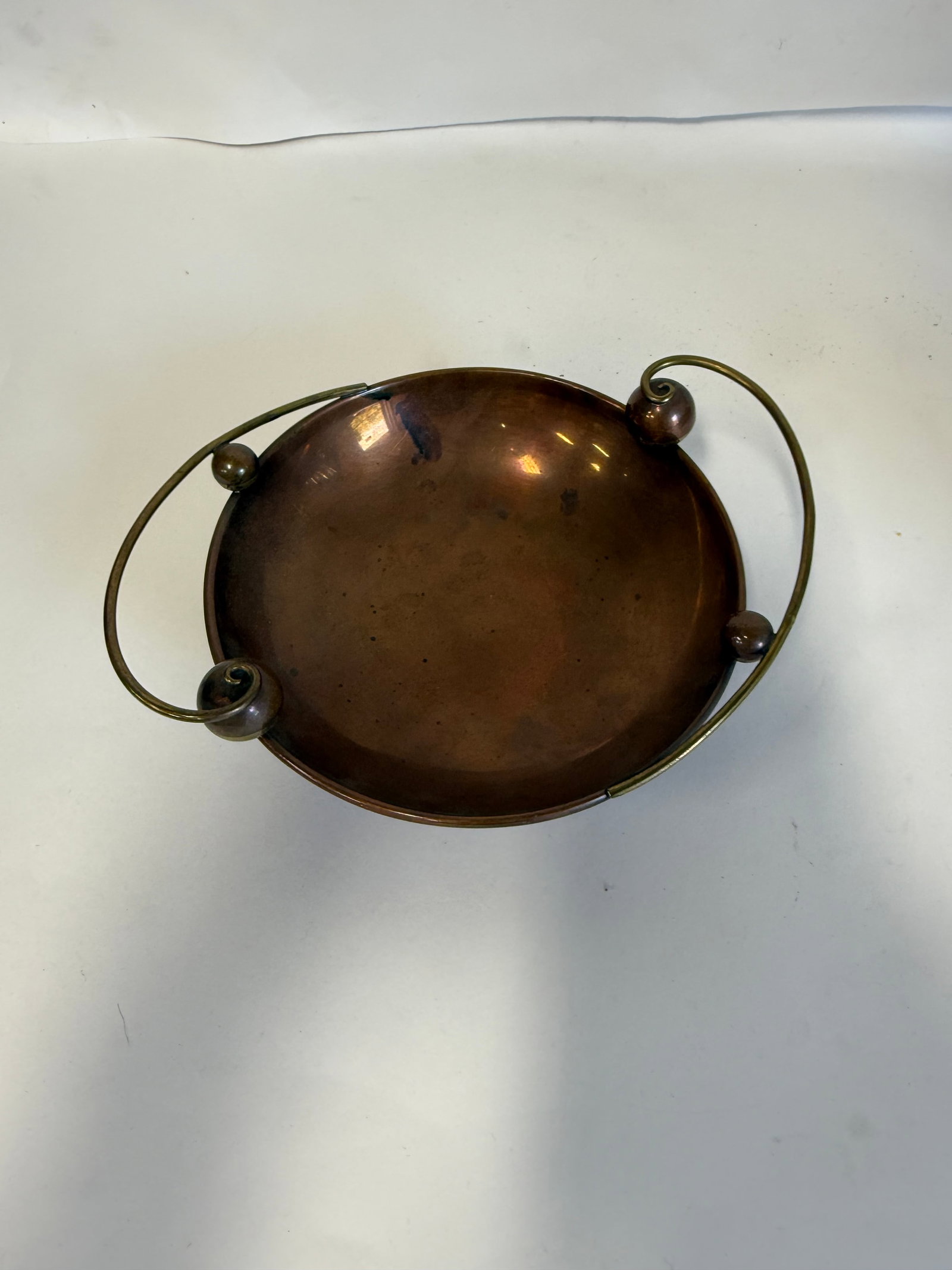 Mexican Copper Bowl: Art Deco copper bowl. Marked Hecho en Mexico at underside; 3in. x 8.5in.