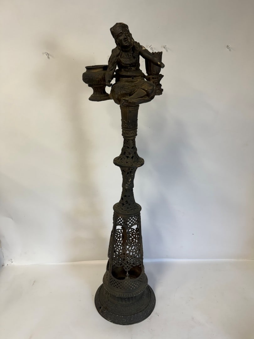 Antique Cast Iron Figural Smoke Stand (1 of 4)