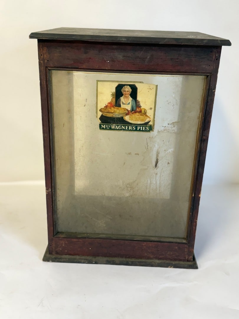 Antique Country Store Advertising Display (1 of 4)