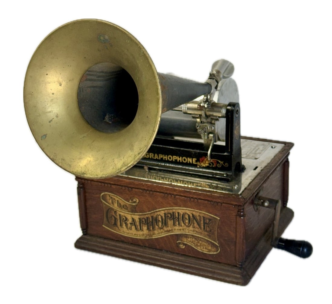 Antique American Oak-Cased Graphophone: Oak-cased graphophone. Type HG. Including horn and cover;