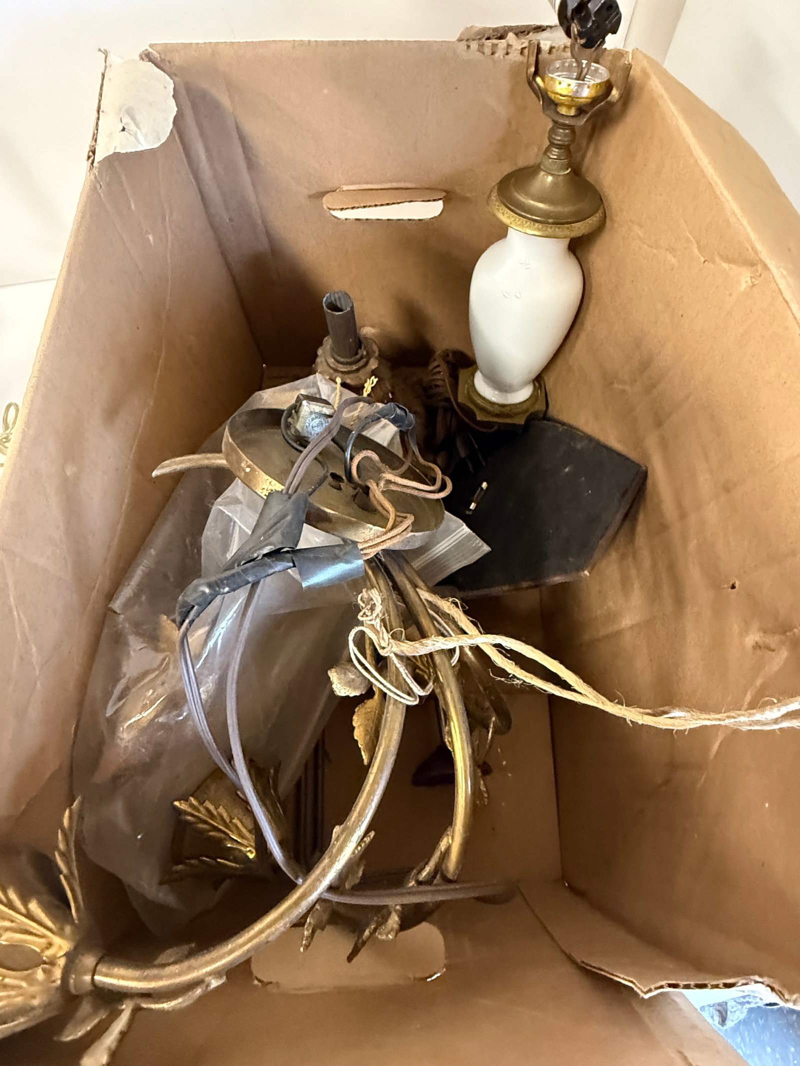 Box Lot of Estate Lighting: As pictured (AS IS)