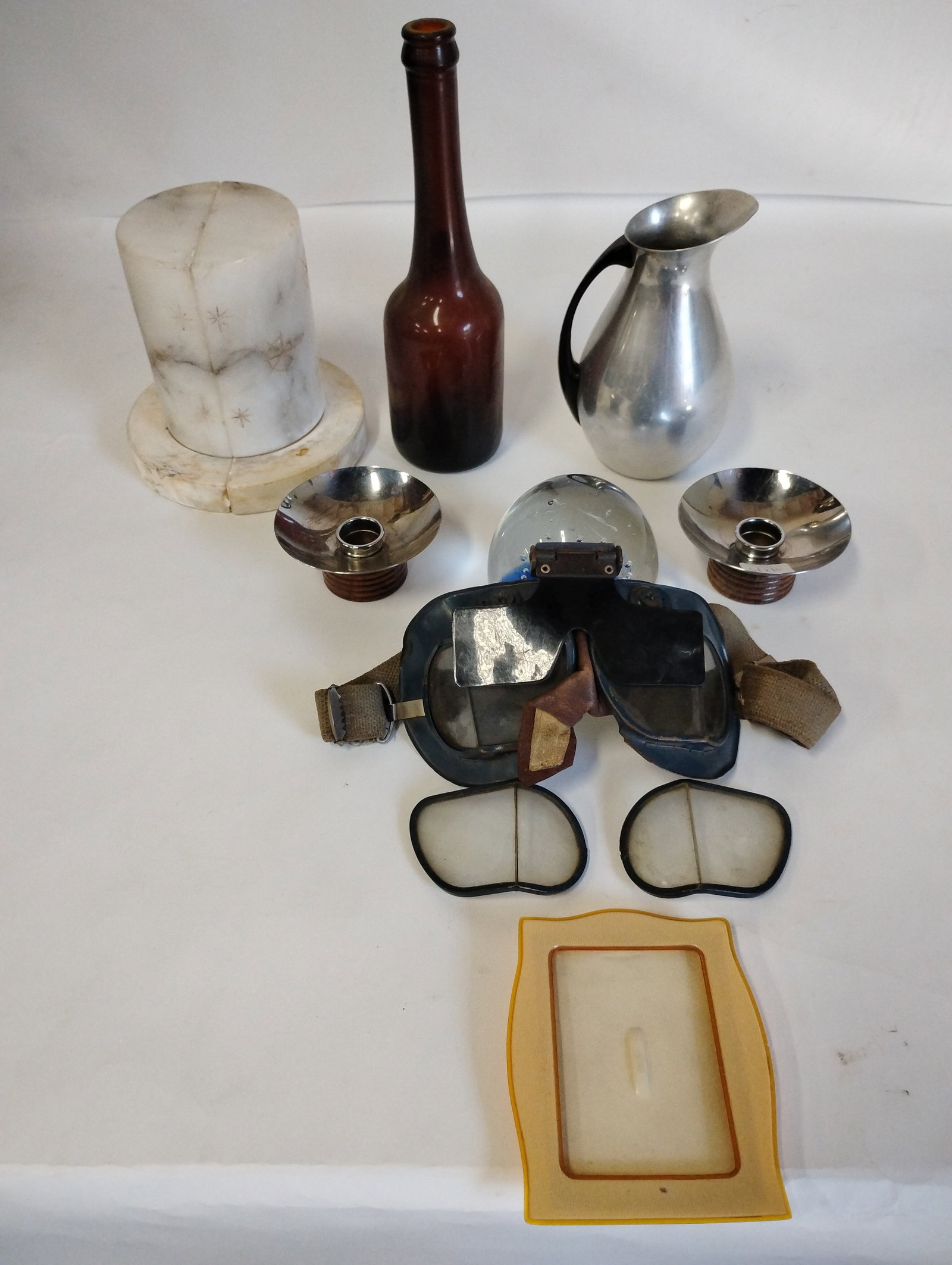 Dealer of Collector's Lot of Antiques (9) (1 of 5)