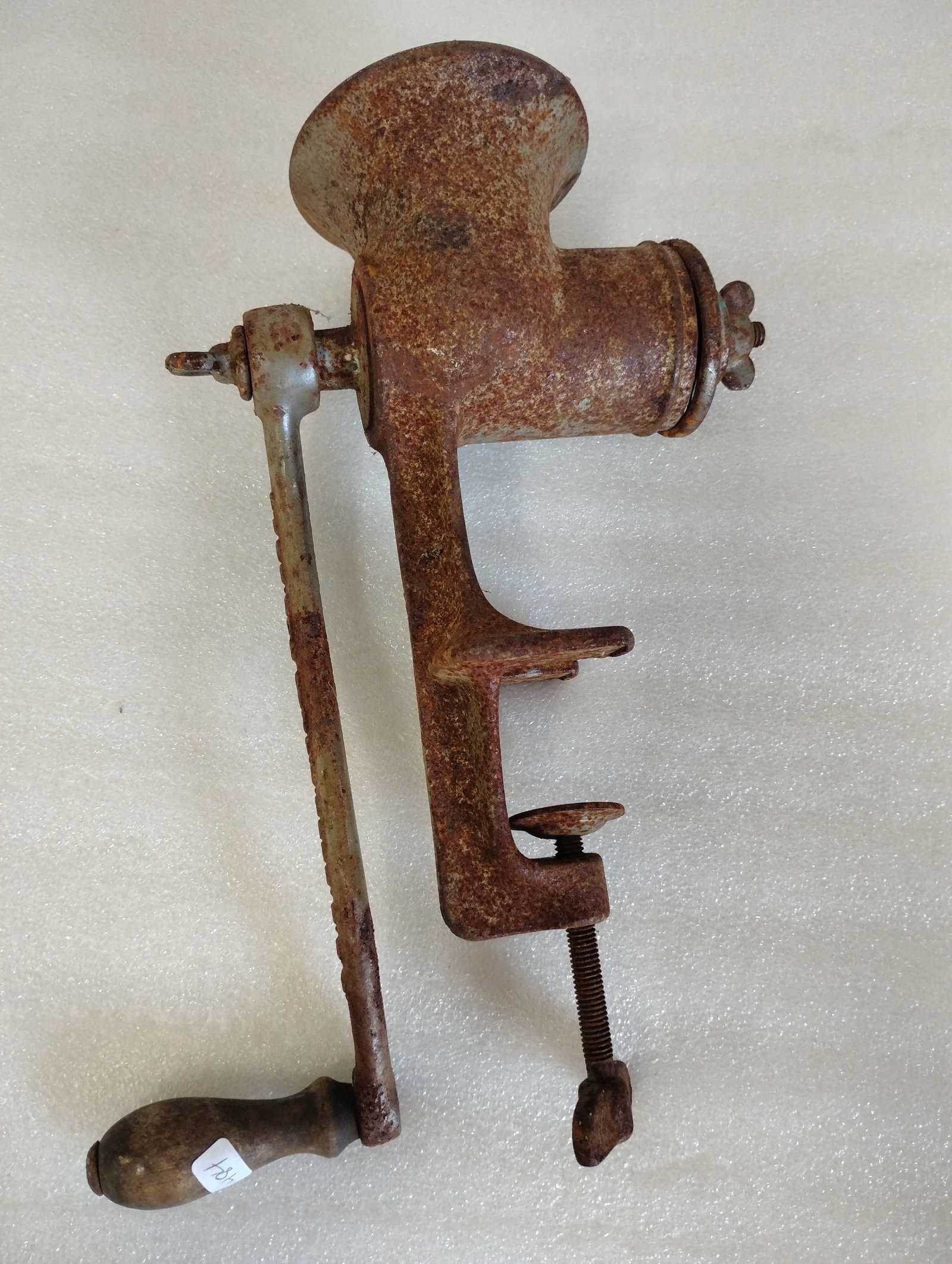 Vintage meat grinder (1 of 4)