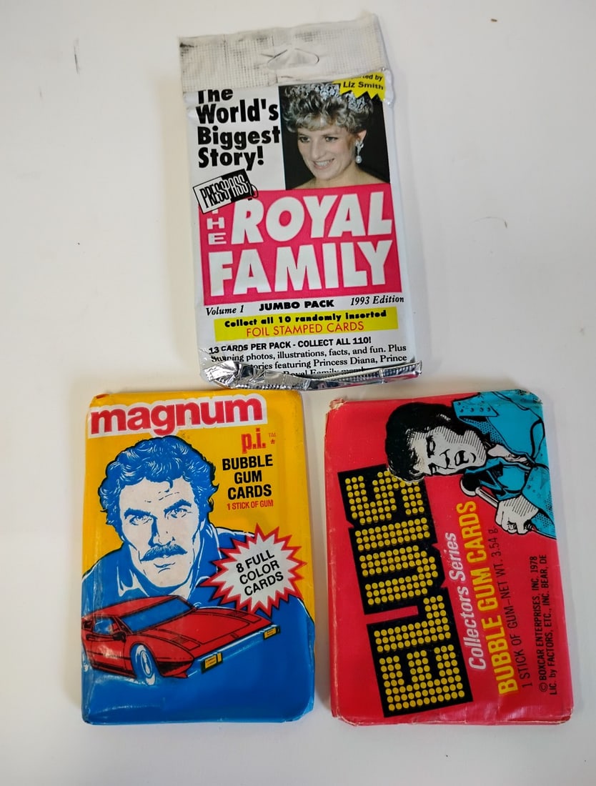 Elvis, Royal Family and Magnum Card Packs (1 of 4)