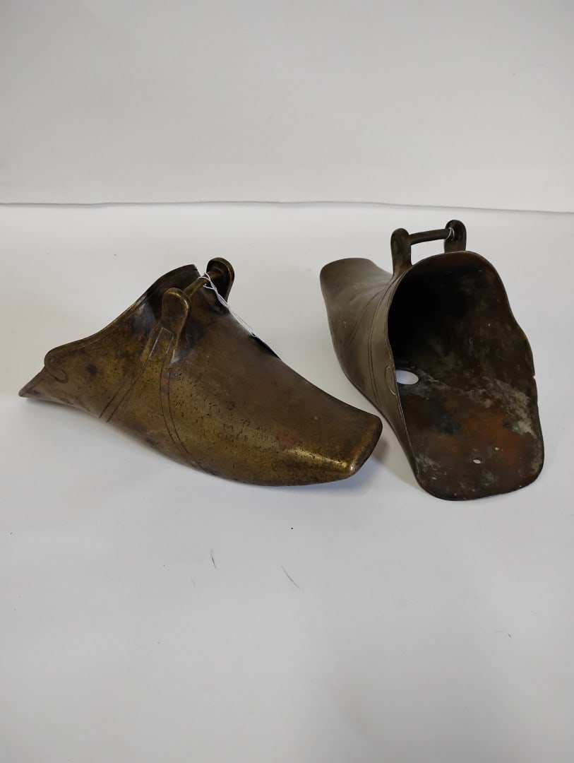 Antique Spanish Brass Stirrups: As pictured 10" x 5"